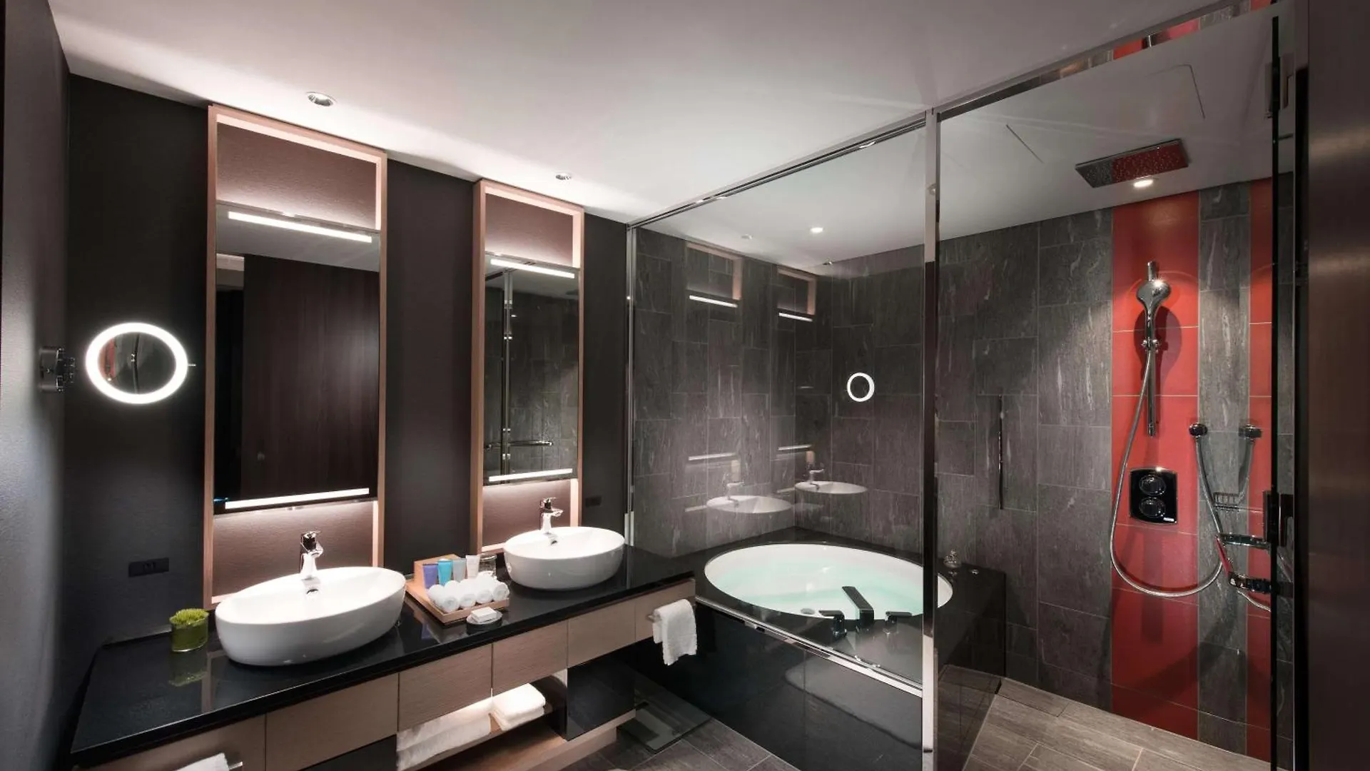 Conrad Osaka Hotel