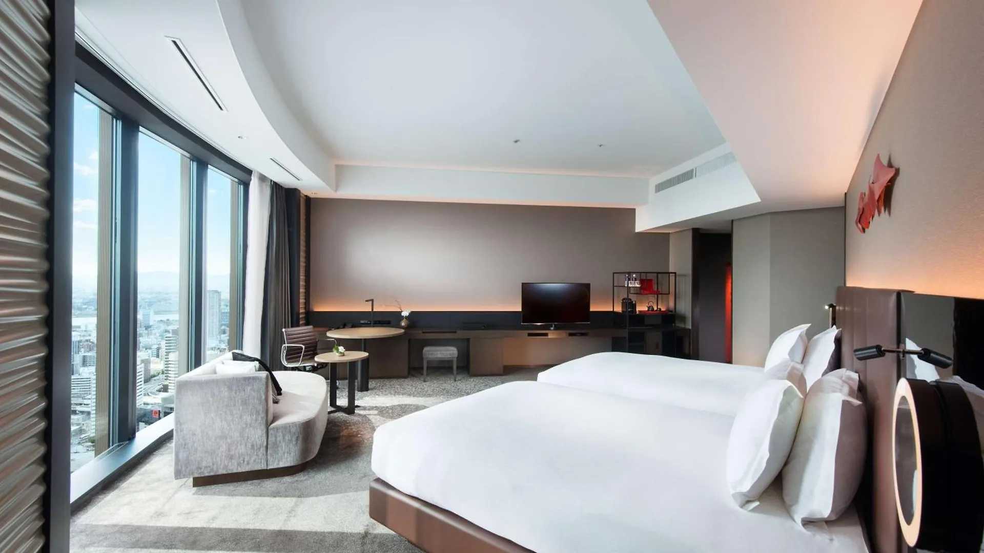 Conrad Osaka Hotel 5*,