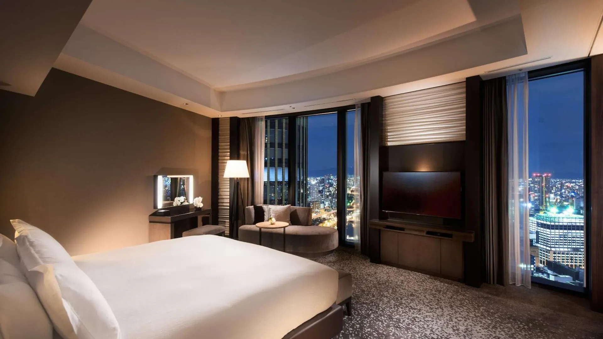 Hotel Conrad Osaka