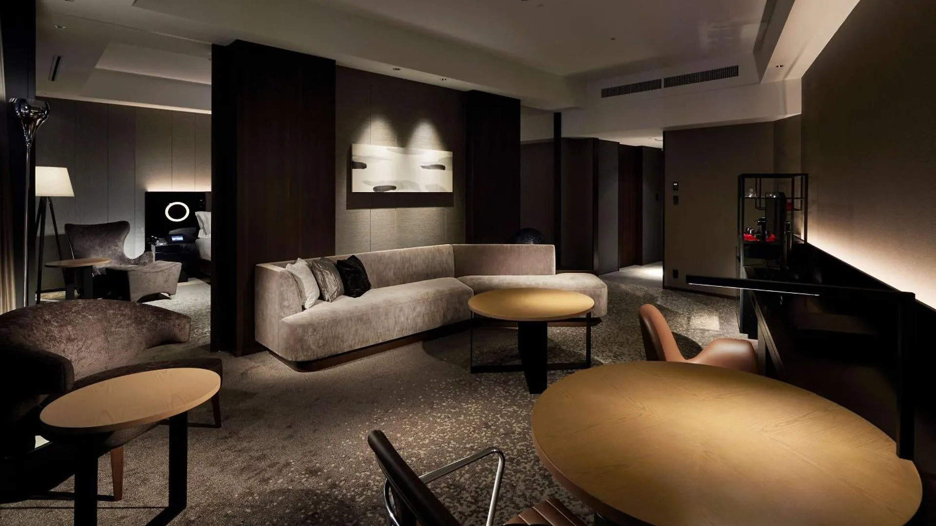 Hotel Conrad Osaka