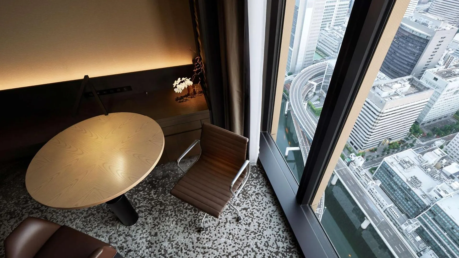 Hotel Conrad Osaka