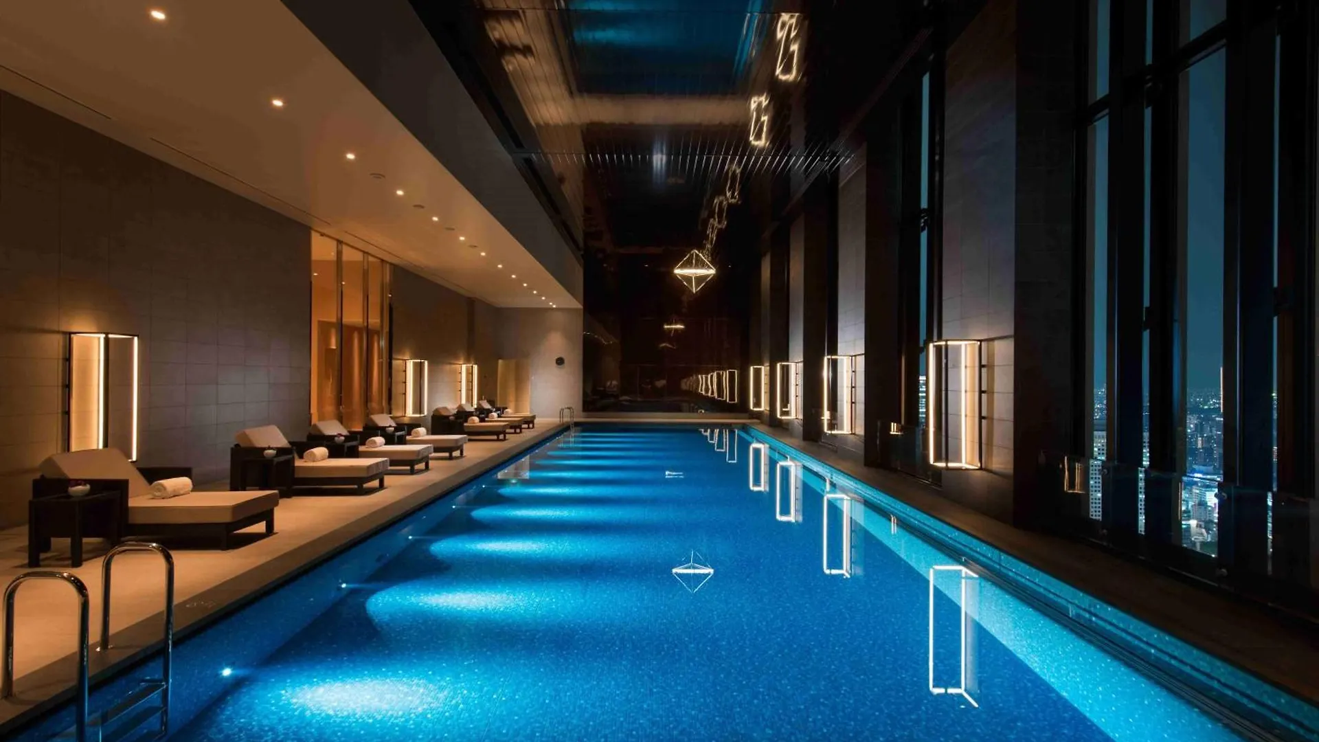 Hotel Conrad Osaka